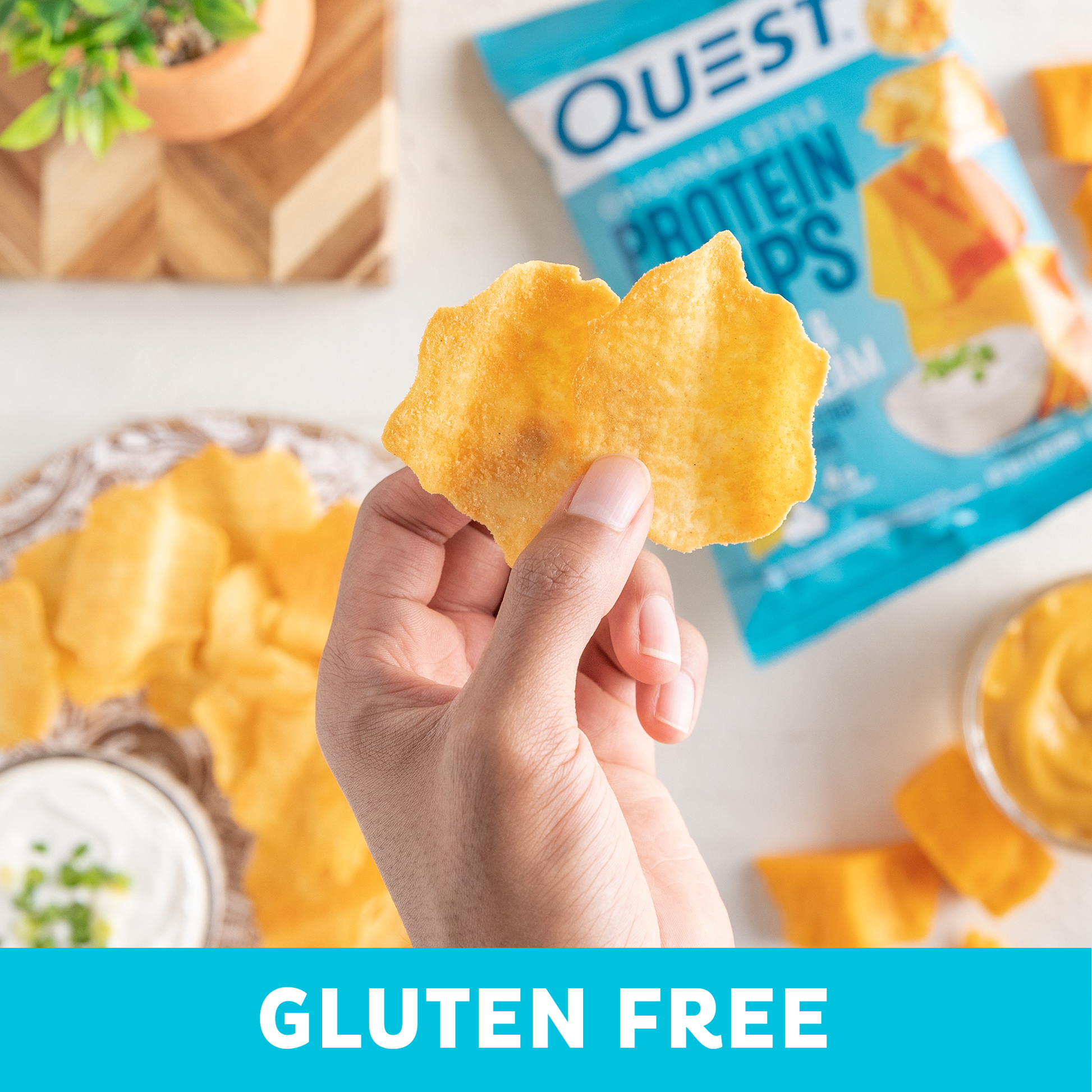 cheddar-and-sour-cream-original-style-protein-chips-h7 qst-000296_cheddar-_-sour-cream-original-style-protein-chips_7.2.png